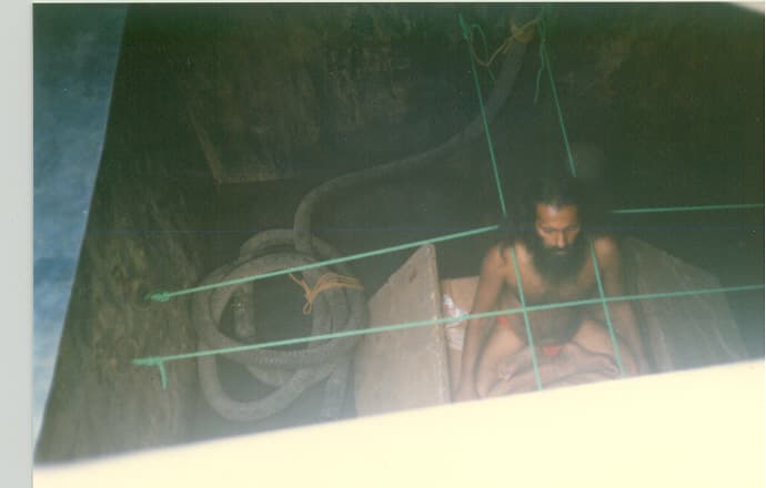 PILOTBABAJI SAMADHI photo 8